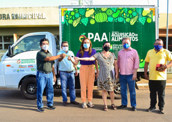 Secretaria da Agricultura Familiar  faz doação de veículo ao município de Joaquim Pires